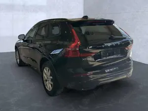 Volvo XC60 XC 60 R Design Recharge Plug-In Hybrid AWD Navi Bild 3