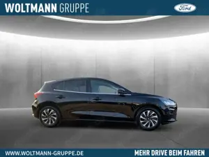 Ford Focus Titanium Limousine 5-türig, Navi, Klimaautomatik, Bild 2