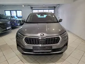 Skoda Karoq 2.0 TDI DSG Drive 4x4 - 5 Jahre Garantie Bild 5