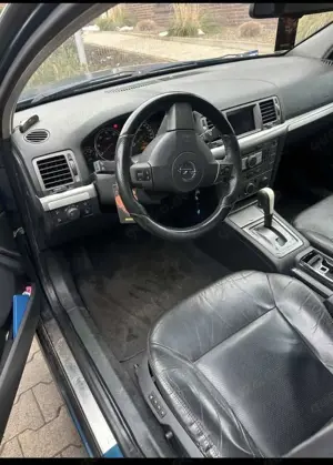 Opel Signum 1.9 CDTI Automatik Limousine