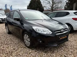 Ford Focus Lim.*SHZ*Garantie*TÜV+Service Neu*