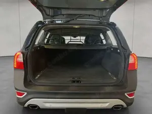 Volvo XC70 XC70 D5 AWD Summum Aut Glasd Leder Standh Four-C Bild 5