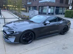 Ford Mustang Fastback GT 5.0 V8 Aut.- DE-Fzg, Service neu, unfa
