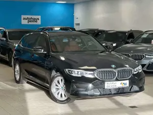BMW 320 dxD/Aut/Navi/LEDerSportStz/ParkAs+/StopG