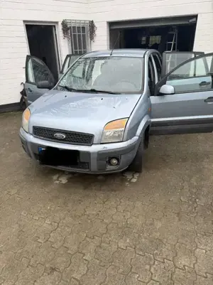 Ford Fusion 1.25 Ambiente Bild 4