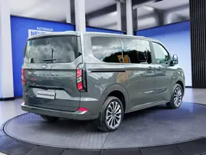 Ford Tourneo Custom 320 L1H1 VA Titanium Bild 5