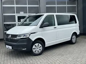 Volkswagen T6 Kombi 8-Sitze Shz Navi AHK LED