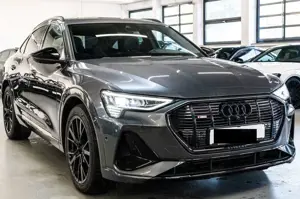 Audi e-tron Sportback 50 quattro 2xS line, Pano, 2 Satz Räder, BangOlufsen Soundsystem, Luftfederun