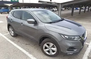 Nissan Qashqai Qashqai 1.3 DIG-T DCT N-CONNECTA