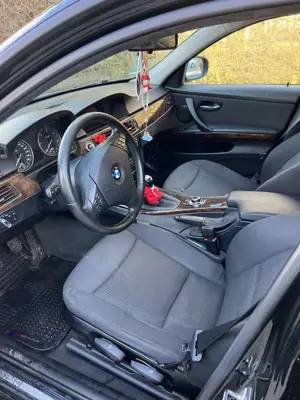 BMW 320 320d DPF Touring Edition Fleet Bild 4