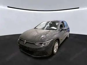 Volkswagen Golf Life 1.0 eTSI DSG NAVI LED ACC ALU GJR APS SITZHEIZUNG CLIMATRONIC
