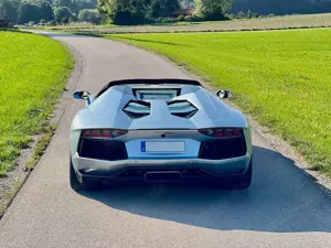 Lamborghini Aventador LP700 Roadster*10x Service*CARBON*LIFT Bild 3