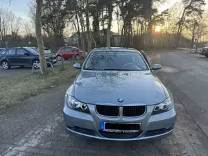 BMW 318 BMW 318i Sehr Gepflegt!!! Tüv Neu!!! Bild 3