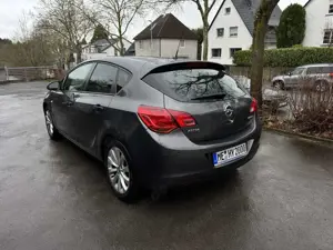 Opel Astra 1.2 Selection