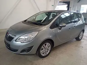 Opel Meriva 1.4 Edition! PDC! lückenl. Service! TÜV neu!