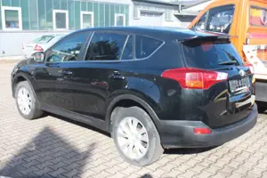 Toyota RAV 4 RAV4 Edition 4X4 Bild 4