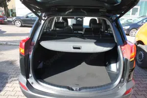 Toyota RAV 4 RAV4 Edition 4X4 Bild 5