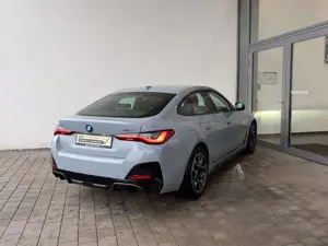 BMW i4 eDrive40 Gran Coupé M Sportpaket Navi.Komfort Bild 3