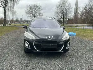 Peugeot 308 Bild 2