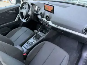 Audi Q2 *30 TFSI*Sitzh*Kamera*Navi*Keyless*ACC*LED* Bild 4