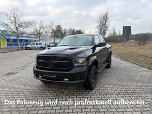 Dodge RAM 4X4 Basis 5.7 V8