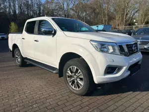 Nissan Navara NP300 N-Connecta Double Cab 4x4