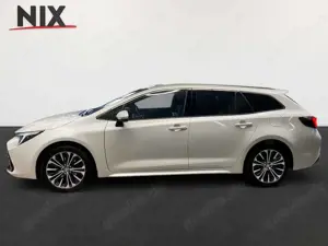 Toyota Corolla Touring Sports 1.8 Hybrid Teamplayer LED Bild 3