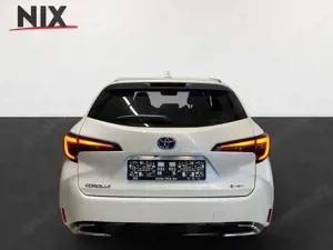 Toyota Corolla Touring Sports 1.8 Hybrid Teamplayer LED Bild 4