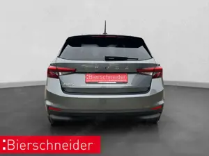 Skoda Fabia 1.5 TSI DSG Tour NAVI ACC WINTER KAMERA AUTO APPLE Bild 5