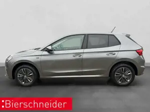 Skoda Fabia 1.5 TSI DSG Tour NAVI ACC WINTER KAMERA AUTO APPLE Bild 3