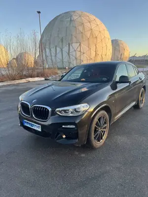 BMW X4 xDrive 30 i M Sport INDIVIDUAL mit Garantie