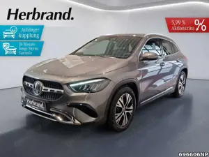 Mercedes-Benz GLA 200 Progressive AHK DISTRONIC Kamera