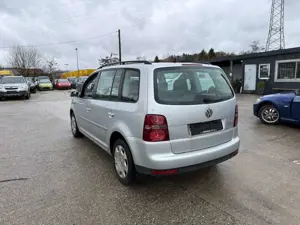 Volkswagen Touran Bild 4