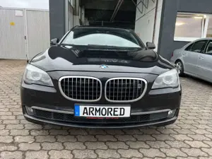 BMW 750 Li HIGH SECURITY*ARMOURED*BMW*BLINDE**VR9/B7*