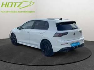 Volkswagen Golf VIII 2.0 TSI DSG 4Motion R Performance Akra Bild 3