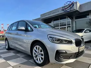 BMW 218 Advantage+Driving Assistant Plu