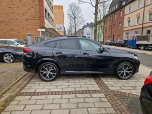 BMW X6 xDrive 30 d M Sport*PANO*LASER*ICONIC*STNDHZ* Bild 4