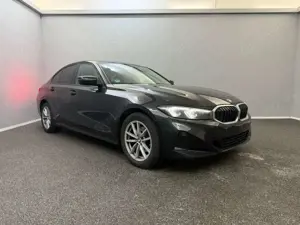 BMW 320 d xDrive Limo SHADOW-LINE WIDE*LED*DRIVE ASSI