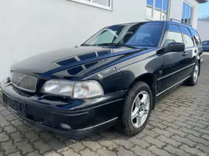 Volvo V70 2.4 5 Zylinder Klima/Teil-Leder/LM+MS/TÜV NEU