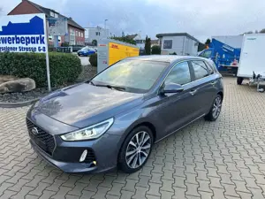 Hyundai i30 i30 1.4 T-GDI Premium Leder Navi Kamera Panorama