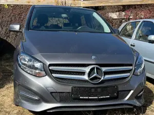 Mercedes-Benz B 180 B 180 (246.242)