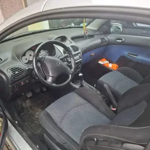 Peugeot 206 CC Bild 5