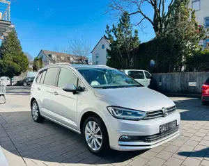 Volkswagen Touran Highline *DSG, LED, ACC, beheizb.Fronts*