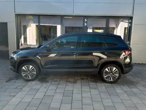 Skoda Karoq Tour TDI DSG AHK+Navi+Matrix+Kamera