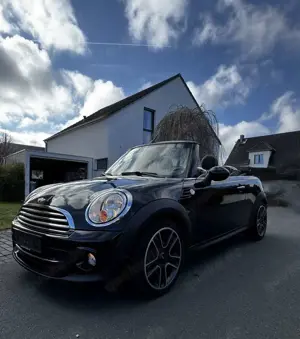 MINI Cooper Cabrio Leder, Klima, Sitzheizung, Chrome, Scheckheft Bild 3
