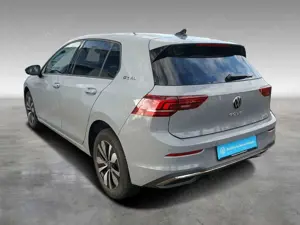Volkswagen Golf VIII 1.5 eTSI Goal*LED*ACC*Navi*Sitzheizung Bild 4