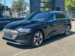 Audi e-tron 55 quattro 360 BO SITZBEL LUFTFED PANO Bild 3