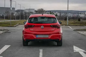 Opel Astra K 1.4 Turbo Dynamic Bild 5