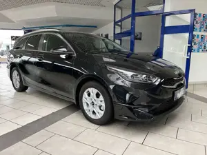 Kia Ceed SW / cee'd SW 1.5 T-GDI DCT Vision+LED+Navi