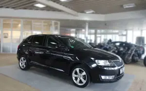 Skoda Rapid/Spaceback Spaceback Green tec; KLIMA/ PDC/ LM/ AHK
